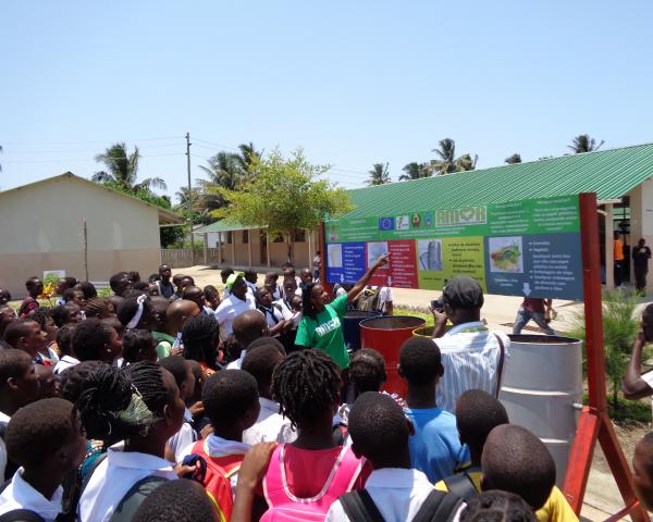 Ambiente & cidadania Ecoponto